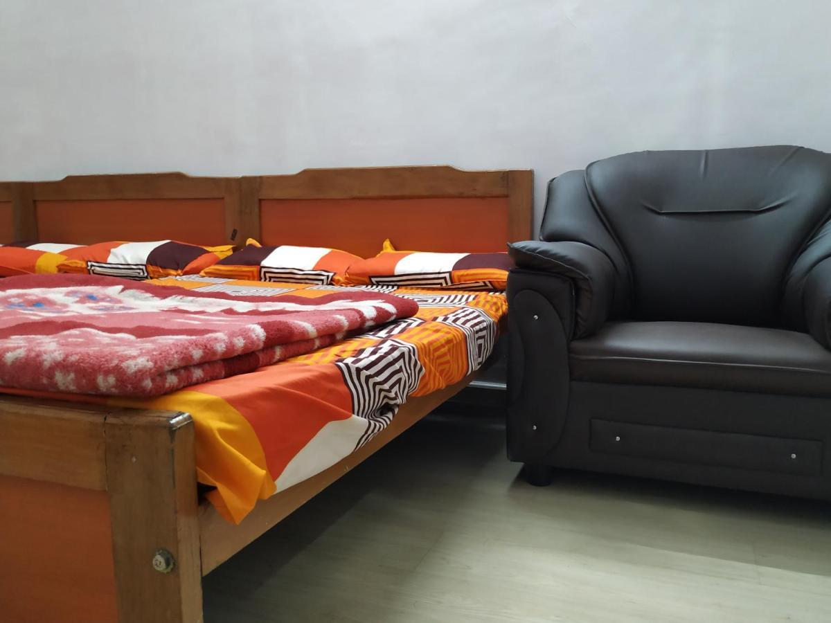 White House Anandagiri Hostel Kodaikanal Buitenkant foto