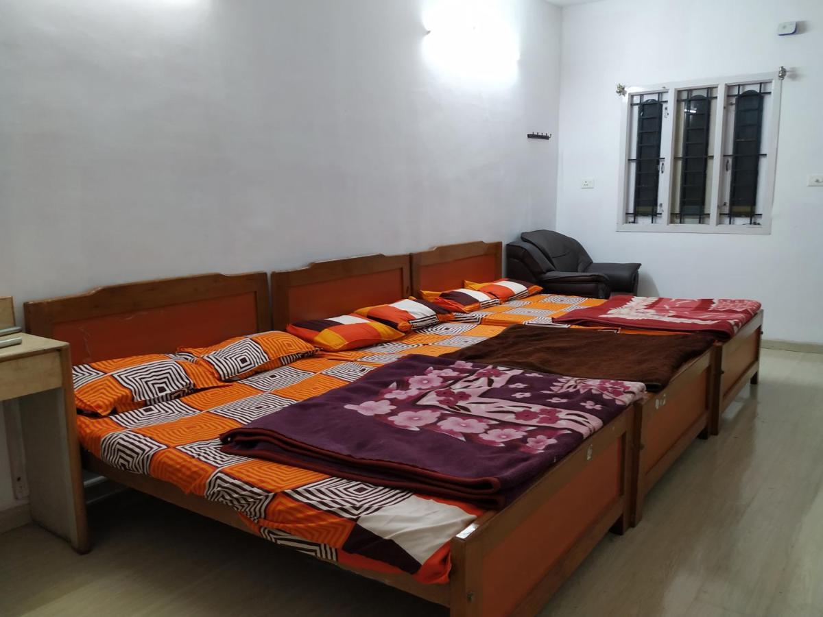 White House Anandagiri Hostel Kodaikanal Buitenkant foto