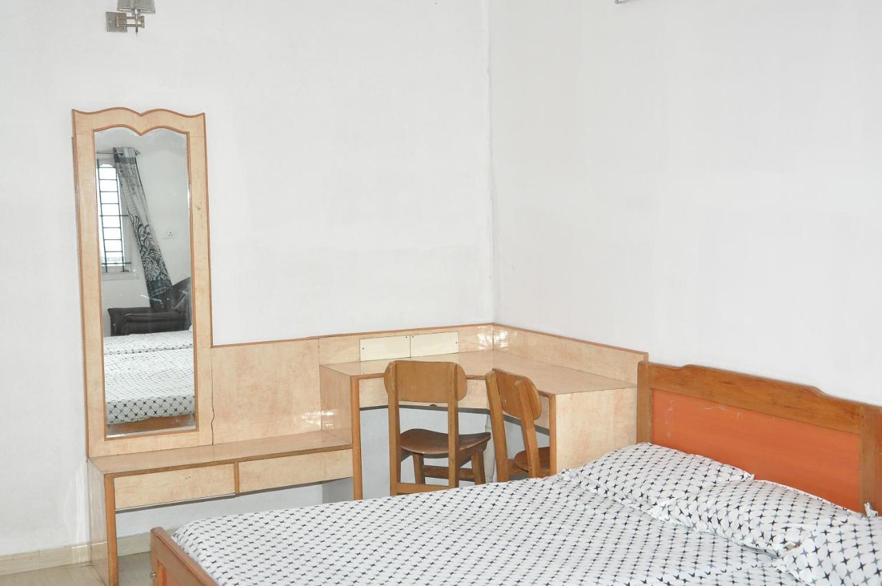 White House Anandagiri Hostel Kodaikanal Buitenkant foto